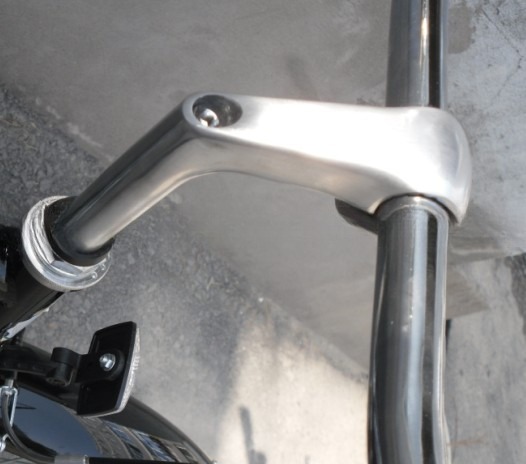 Single Speed Adult Coaster Brake Beach Cruiser Bike with Front Carrier and 26" White Wall Tire