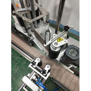 Visual Positioning Labeling Machine for Beer Cans with Smart Vision System and