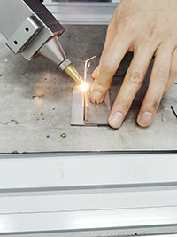 2000W Handheld Fiber Laser Welding Machine