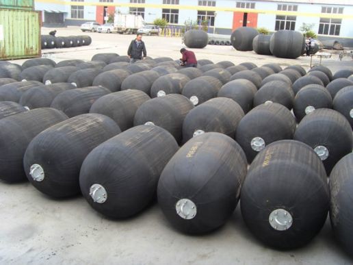 Buy 50kpa 80kpa Yokohama Dock Rubber Fender Floating Pneumatic Ribbed Fender at wholesale prices