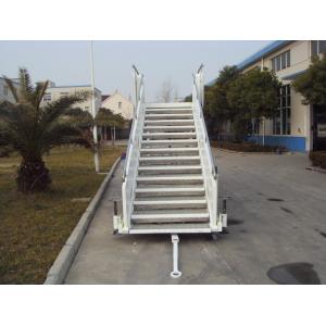 Stable Aircraft Passenger Stairs 4610 kg Rear Axle Carrying Capacity