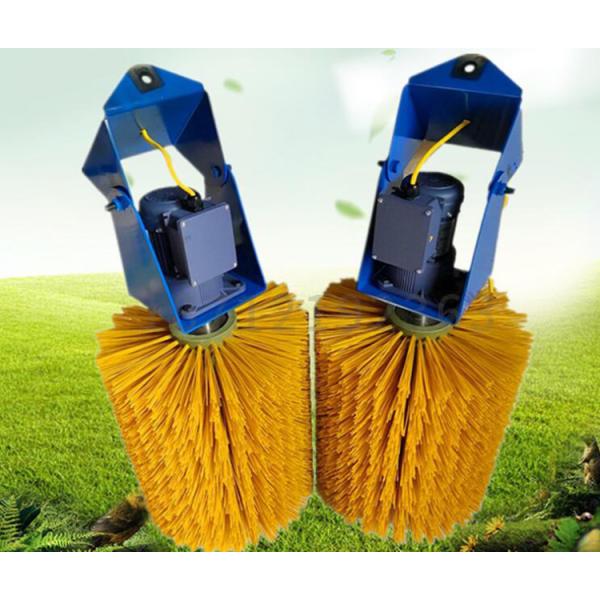 Buy Poultry Breeding Equipment Cow Massage Brush Rotating Cow Shaving Brush at wholesale prices