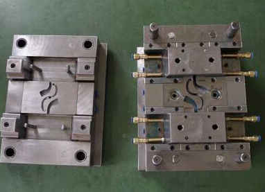 Buy ADC14 A380 Die Cast Aluminum Housing CNC Machining Service at wholesale prices