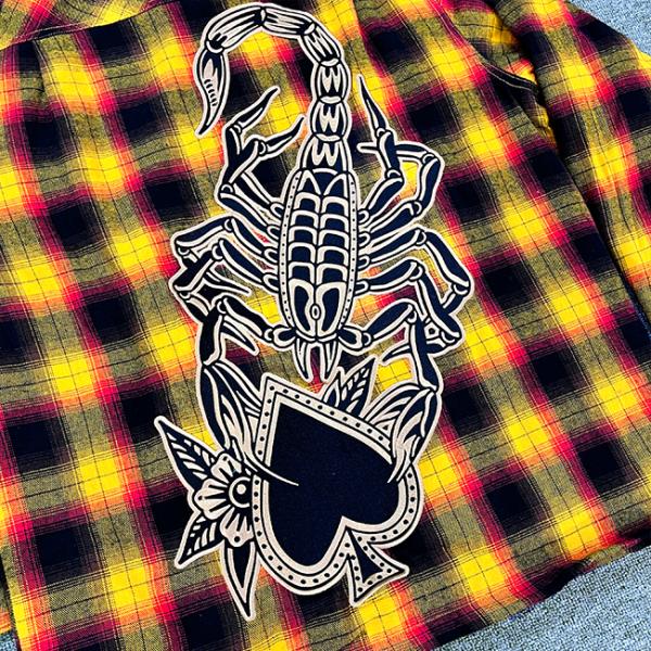 Custom Embroidery Patch Vintage Logo Men's Long Sleeve Plaid Button Up Shirt In Cotton Fabric With Customized Printing Label