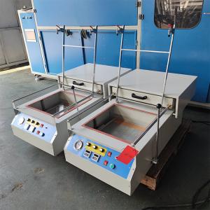 China Plastic Small Vacuum Forming Machine For Food Box on sale