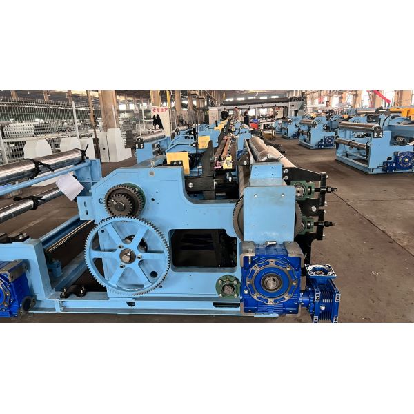 Fast Heavy Duty Wire Weaving Machines Consistent Quality 1600D