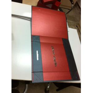 Flat pack style gift box