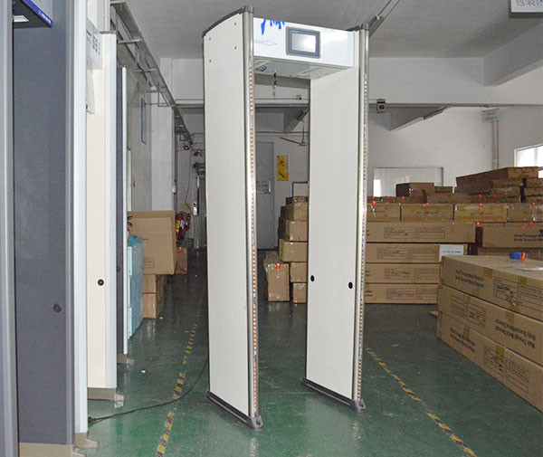 Buy archway metal detector Door Frame Metal Detector Audio Alert For Contraband Detection at wholesale prices
