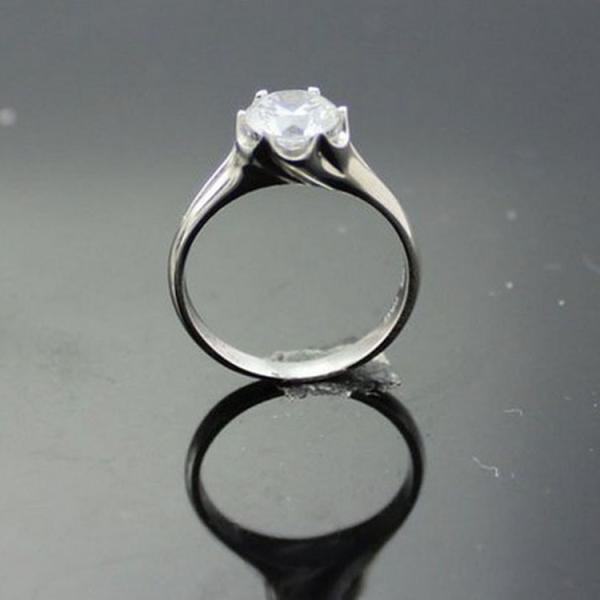 Sterling Silver Engagement Ring with 6mm Round Solitaire Cubic Zirconia(F80)