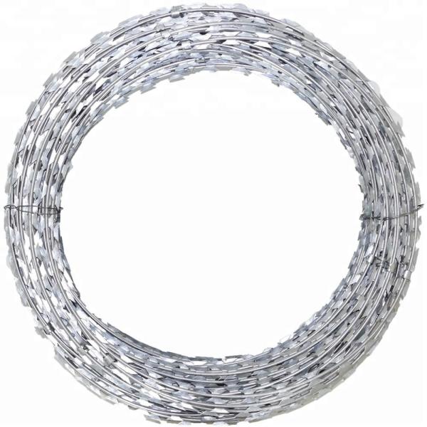 CBT-65 Hot Dipped Galvanized Razor Barbed Wire Rolls with Protection Airport