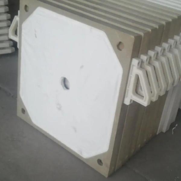 Buy 1500x1500mm  Sludge Filtration Plate Polypropylene Variety Diaphragm Round Sealed at wholesale prices