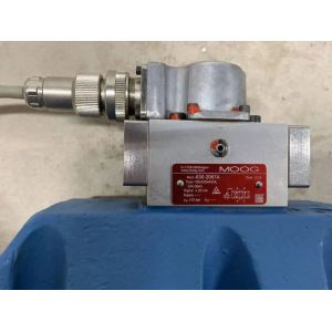 German Original Imported Moog Servo Valve with 280 bar Pressure Rating and Threaded or Flanged Inlet for Hydraulic Systems