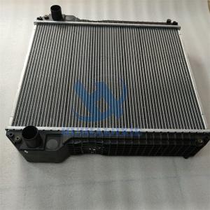 Radiator 30/915200 30/915300 30/925610 30/925611 30/925612 Engine Water Tank