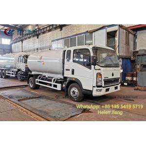 Sinotruk Howo 4x2 6 Wheeler 4T LPG Tanker Truck