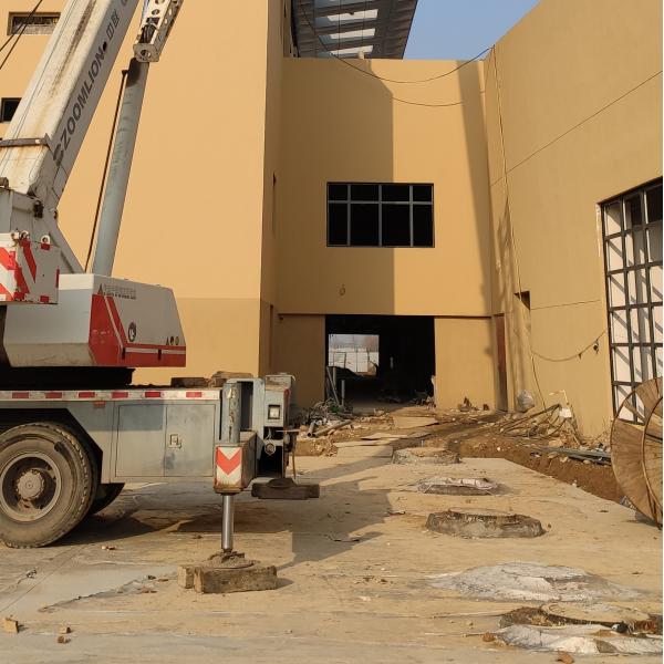 Q345 Light Metal Frame Construction 820mm Roof Steel Space Frame Roof 950mm