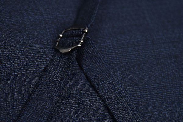 Customized Mens Tailored Vest Navy Check Anti Wrinkle OEM Service