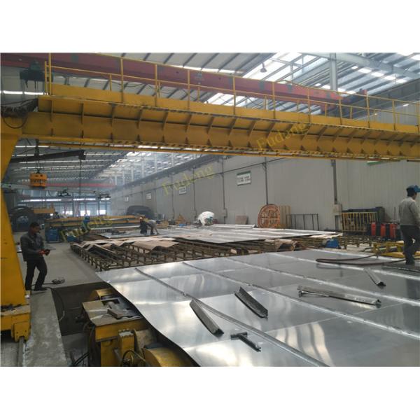 Single Compartment 36000L Fuel Tanker Semi Trailer 2 Pieces Manhole Cover