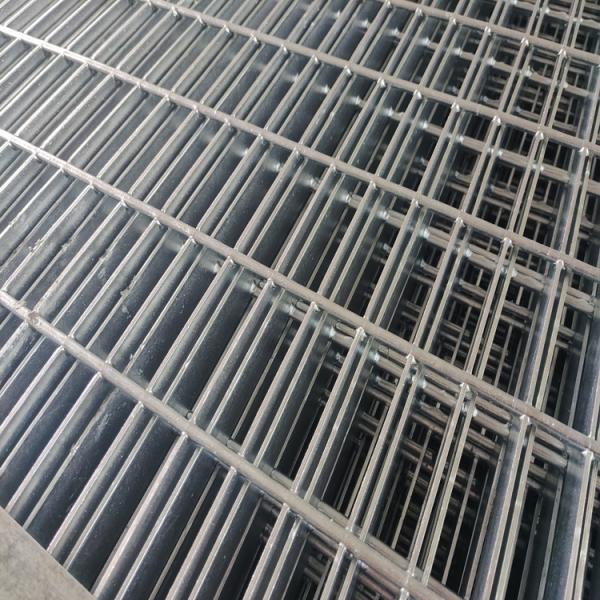 Welded Serrated Steel Bar Grating Floor Walkway Antislip
