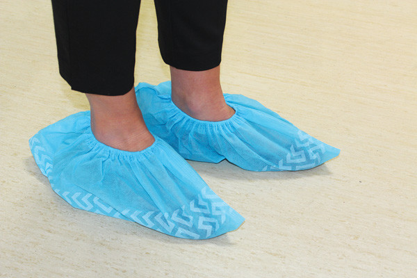 Non Woven Breathable Disposable Shoe Covers PP Material Lightweight Wear