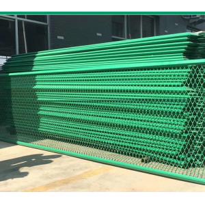 Roadway Safety Galvanized Powder Coated Anti-Glare Barbed Wire Fence For