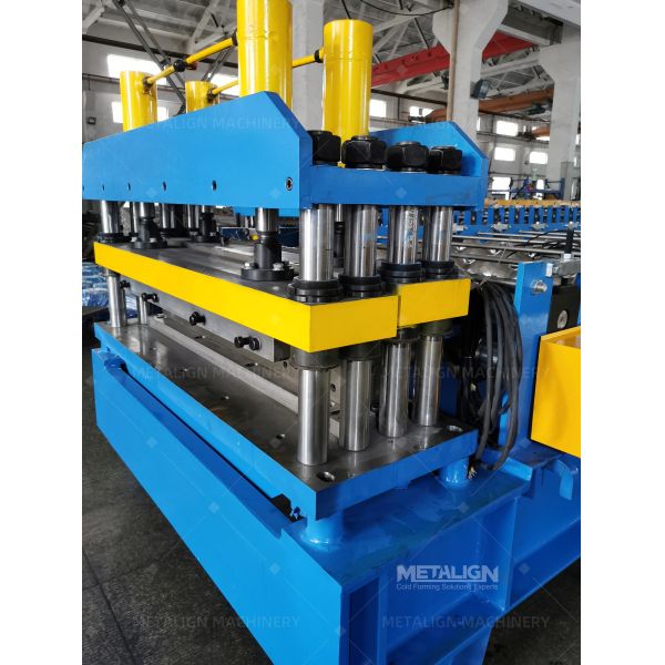 Sea Wave Metal Roof Tile Roll Forming Machine With Hydraulic Punching And Chain Drive