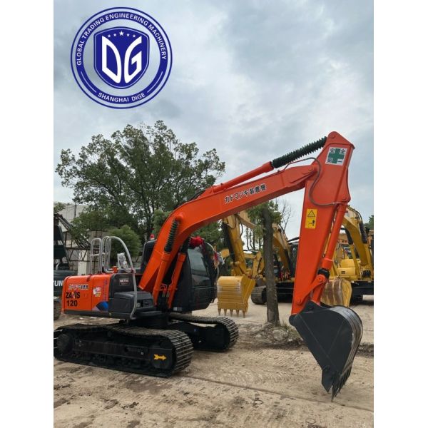 Buy ZX120 Used Hitachi Excavator 12 Ton Crawler Excavator at wholesale prices