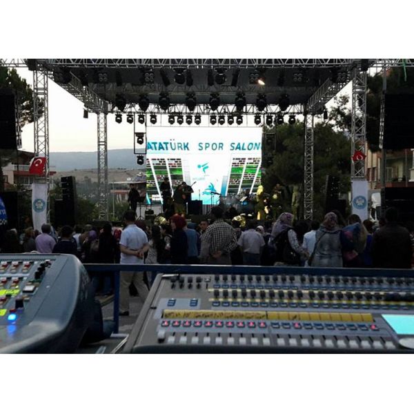 Buy Stage Performance Exterior Waterproof Led Screen Rental For Outdoor Events at wholesale prices