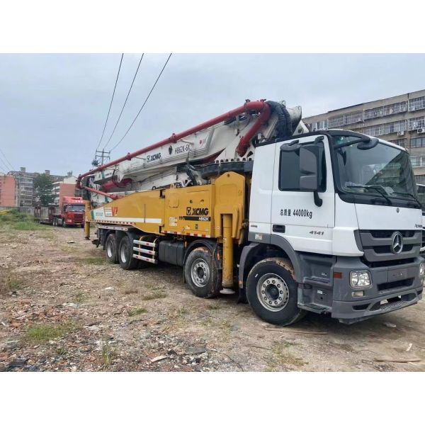 Buy HB62K-6X Semi-Dry Shotcrete Type 2019 62m Concrete Pump Truck Concrete Boom Pump at wholesale prices