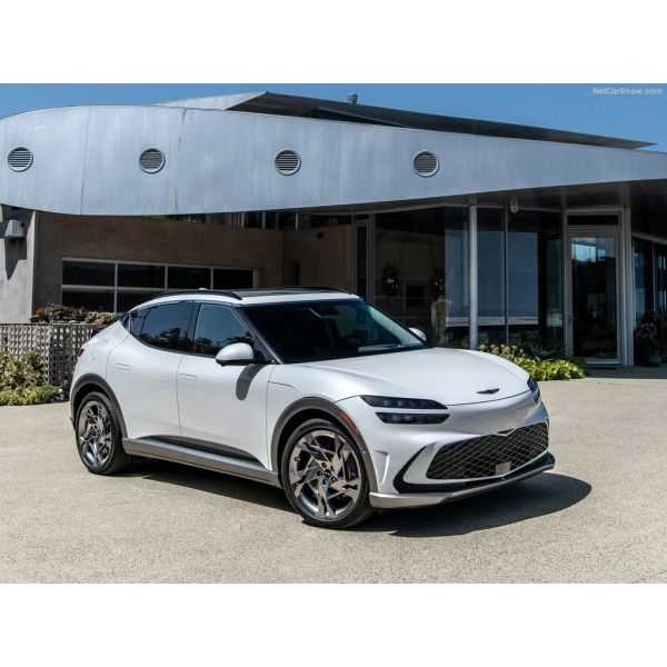 Genesis GV60 Upmarket All Electric Family Car With 76.4kwh Battery 350Nm Of Torque Boost & Drift Model