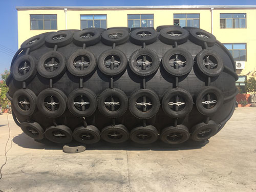 Buy Customized Ship Wharf Inflatable Marine Fenders 6500mm To 1000mm Length at wholesale prices
