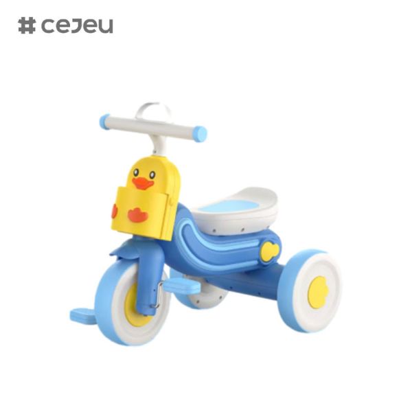 CJ-608,with Lghts/Music/Three wheels,three of color,Yellow/Blue/Pink,Ducklings shape tricycles,Product Size60*30*49CM