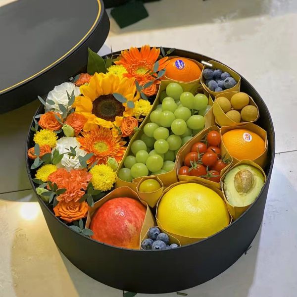 Buy Eco Friendly Customizable Christmas Cardboard Rose Flower Boxes at wholesale prices