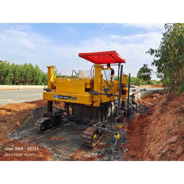 SMC-3200 Slipform Paver 2100mm Width 850mm Depth 6t Weight