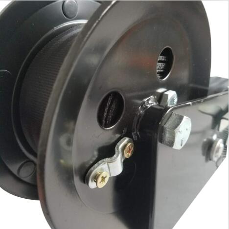 CE Approved 2500 Lb Manual Winch , Black Strap Small Hand Crank Winch