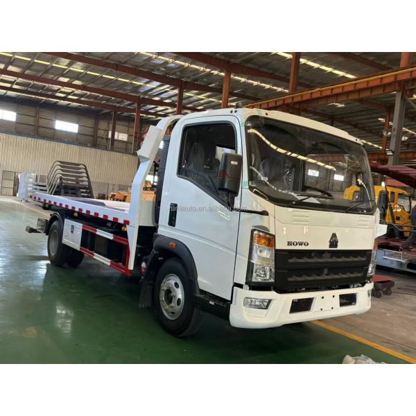 China Factory Customized Sinotruk HOWO 5 Ton 6Ton Recovery Truck Tow Truck Body Light Duty Flatbed Platform Tow Wrecker Truck