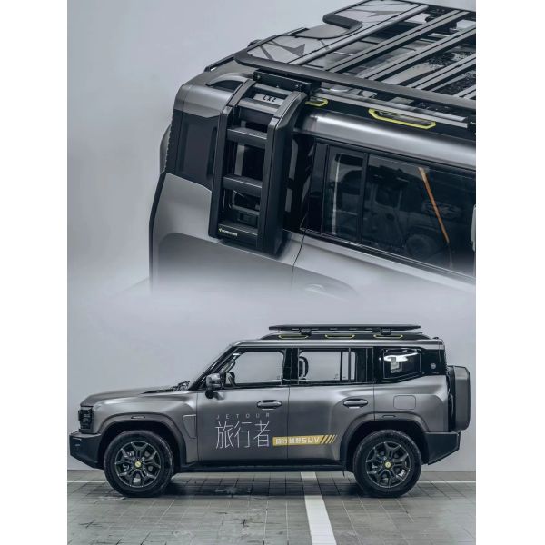 2024 Chery Jetour Traveler SUV Dark Interior Turbo Engine AWD Drive Black Knight Modified Car for Off-Road Fun and Travel