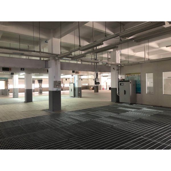 High Reliability Dry Sanding Machine With Big Extraction Hose 380V/3PH