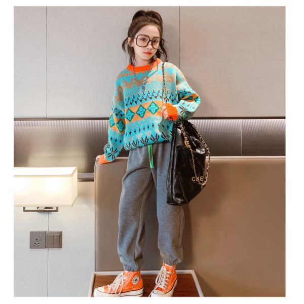 Middle Childrens Spring Clothes Round Neck Sweater Jacquard Craft