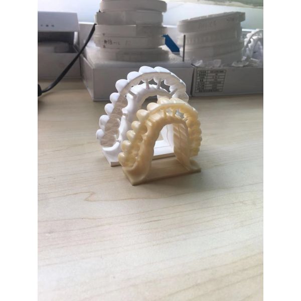 40% Translucent Dental Zirconia Blank Cerec Zirconia Oxide Disc