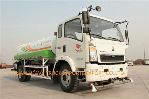 SINOTRUK Light Duty Commercial Trucks 80000 90000 10000 Liters Water Tank Truck