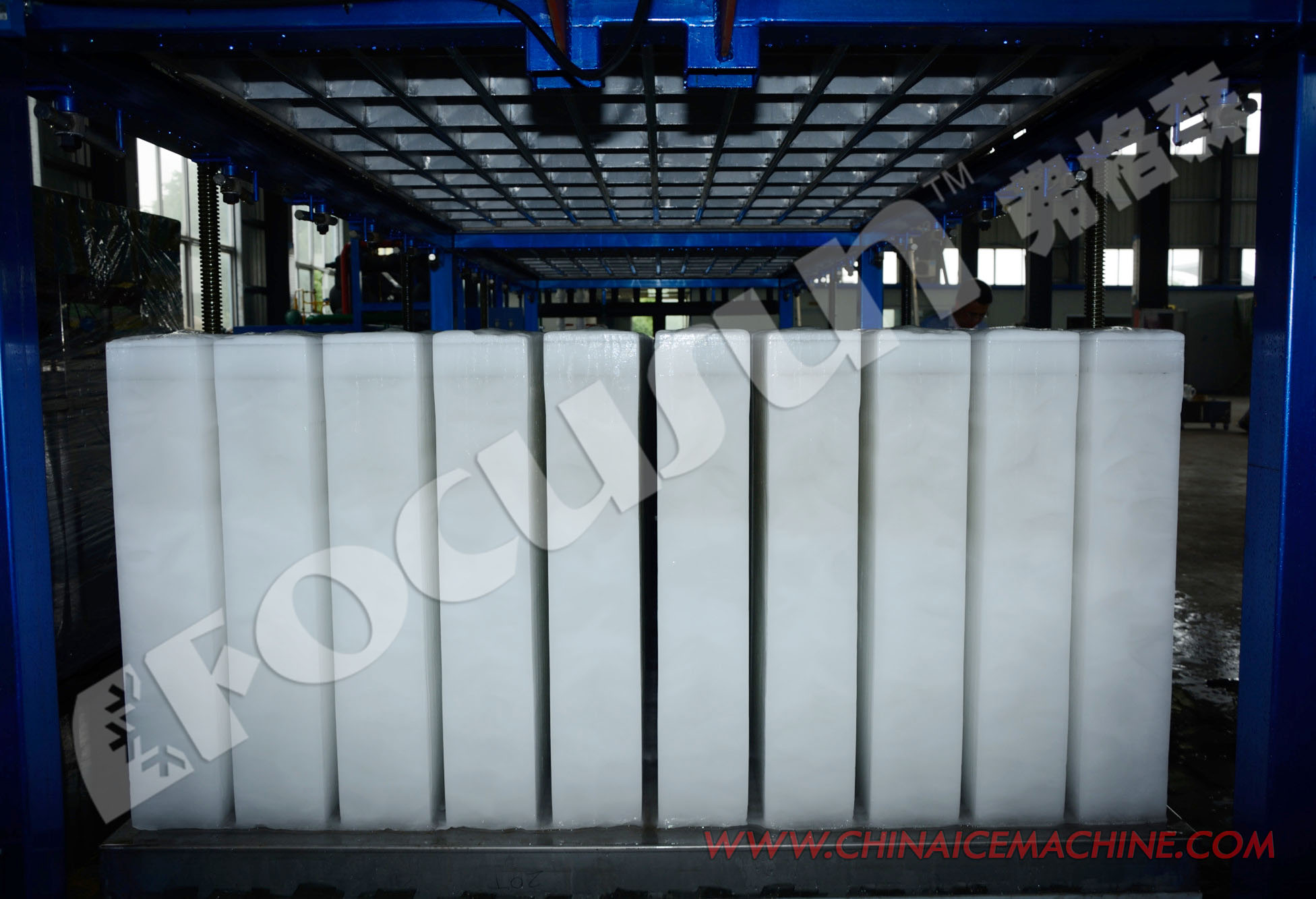 Machine à Glace en Bloc de Haute Capacité de 20 Tonnes par Jour avec Compresseur Bitzer