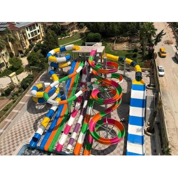 Customized Aqua Park Commercial Outdoor Water Feature Equipment Kids Pool Play Equipment Water Park Slides For Sale