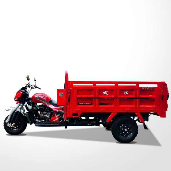 Buy 250cc Chinese 3 Wheeler Luxury Carriage Motorized Cargo Tricycle with Open Body Type at wholesale prices