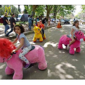 Quality Hansel amusement battery operated plush walking electronic animal rides for sale