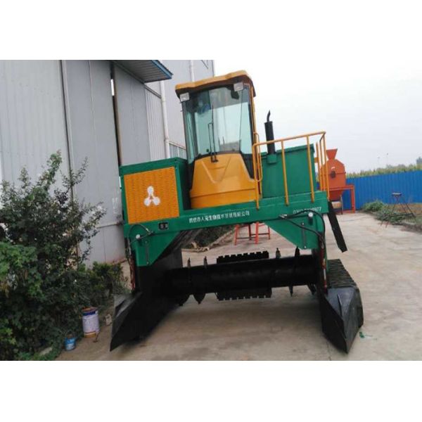 Buy Crawler type 700m³/H Tractor Compost Turner Machine at wholesale prices