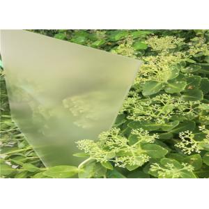 Clear Tempered Solar Glass Ultra White High Transmittance Solid Structure