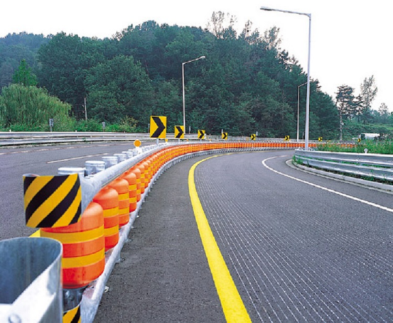 Roadway Traffic Rolling Type Safety Crash Barrier Eva Highway Safety Roller Guardrail