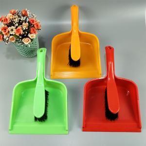 Polypropylene Desktop Mini Dustpan And Brush Set Red Yellow Green