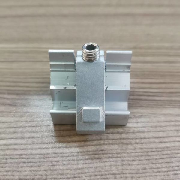 Door And Window Hardware Accessories Window Door Aluminium Alloy Corner Joint /