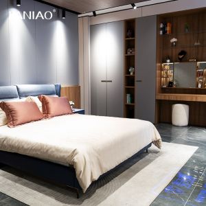 Customized Modern Wardrobe with Vanity Table Glass Door